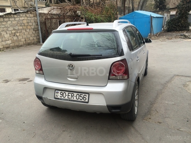 Volkswagen Polo 2008, 139,600 km - 1.4 l - Bakı