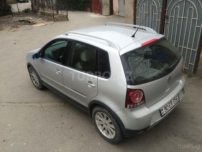 Volkswagen Polo 2008, 139,600 km - 1.4 l - Bakı