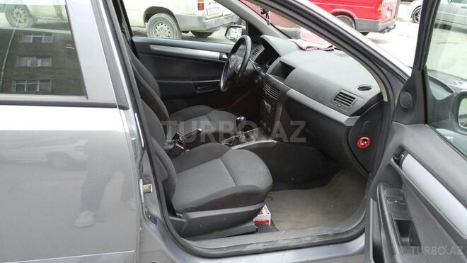 Opel Astra 2005, 200,000 km - 1.6 l - Sumqayıt