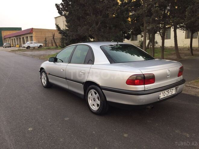 Opel Omega 1998, 259,000 km - 2.0 l - Sumqayıt