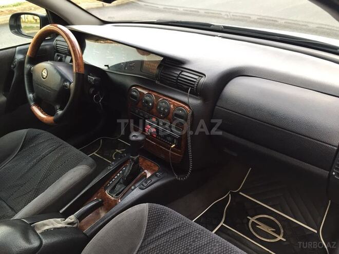 Opel Omega 1998, 259,000 km - 2.0 l - Sumqayıt