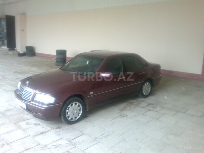 Mercedes C 200 1997, 223,457 km - 2.0 l - Bakı