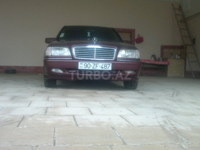 Mercedes C 200 1997, 223,457 km - 2.0 l - Bakı