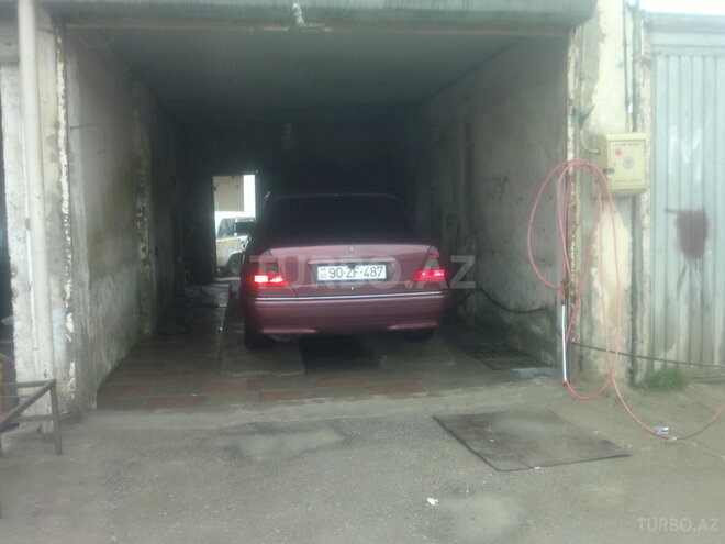 Mercedes C 200 1997, 223,457 km - 2.0 l - Bakı