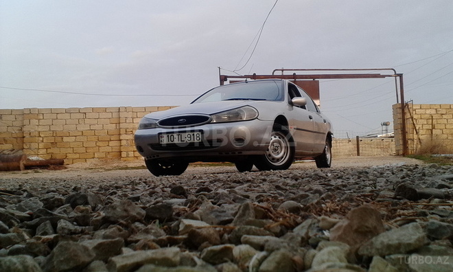 Ford Mondeo 1997, 257,000 km - 1.6 l - Sumqayıt