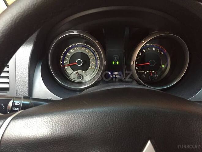 Mitsubishi Pajero 2008, 107,000 km - 3.0 l - Bakı