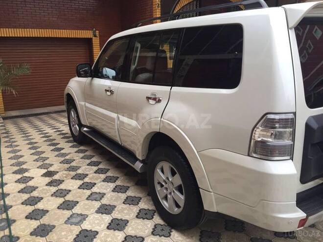 Mitsubishi Pajero 2008, 107,000 km - 3.0 l - Bakı