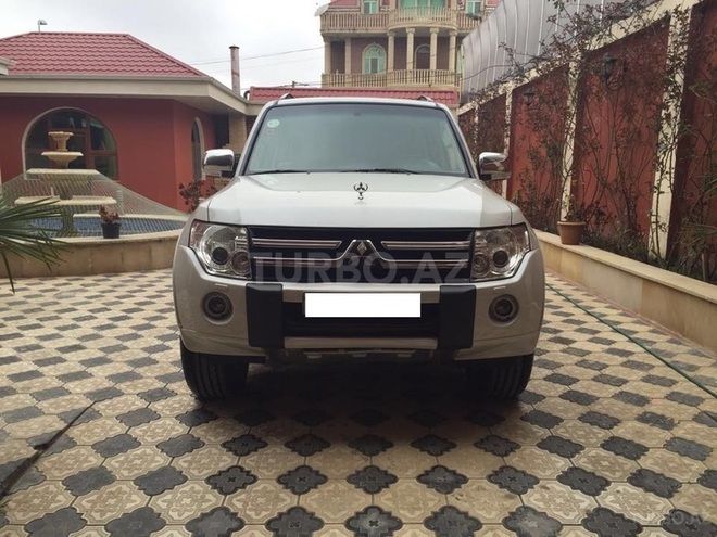 Mitsubishi Pajero 2008, 107,000 km - 3.0 l - Bakı