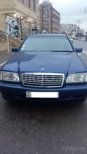 Mercedes C 220 1999, 195,000 km - 2.2 l - Bakı