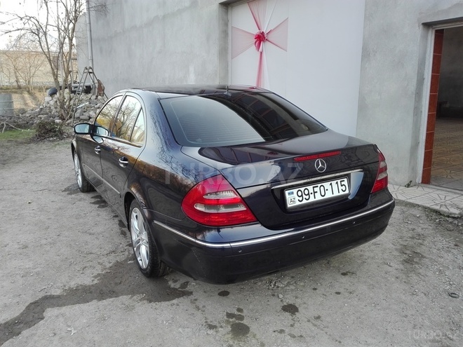 Mercedes E 220 2003, 378,000 km - 2.2 l - Şəmkir