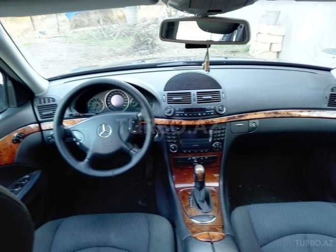 Mercedes E 220 2003, 378,000 km - 2.2 l - Şəmkir