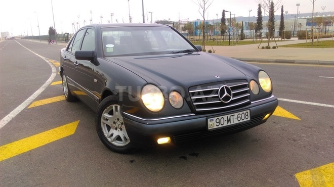 Mercedes E 240 1998, 222,000 km - 2.4 л - Bakı