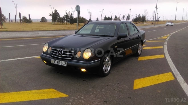 Mercedes E 240 1998, 222,000 km - 2.4 л - Bakı