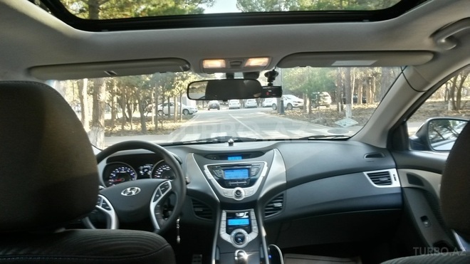Hyundai Elantra 2011, 65,000 km - 1.8 l - Sumqayıt