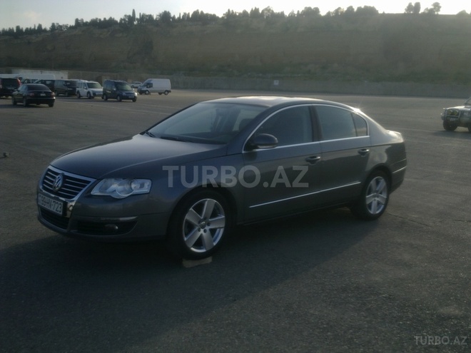 Volkswagen Passat 2007, 215,000 km - 2.0 l - Bakı