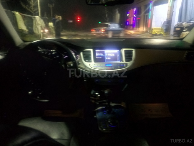 Hyundai Genesis 2011, 147,000 km - 3.8 л - Bərdə