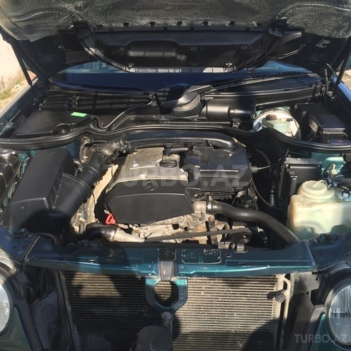 Mercedes E 230 1996, 315,000 km - 2.3 l - Astara