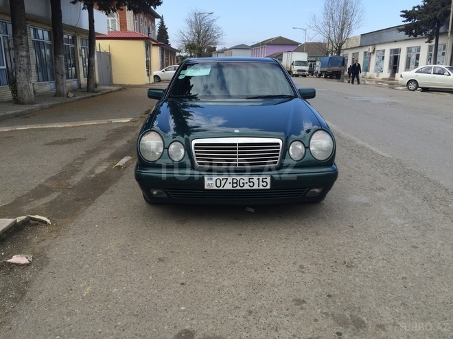 Mercedes E 230 1996, 315,000 km - 2.3 l - Astara