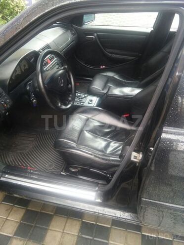 Mercedes C 240 1999, 209,000 km - 2.4 l - Bakı