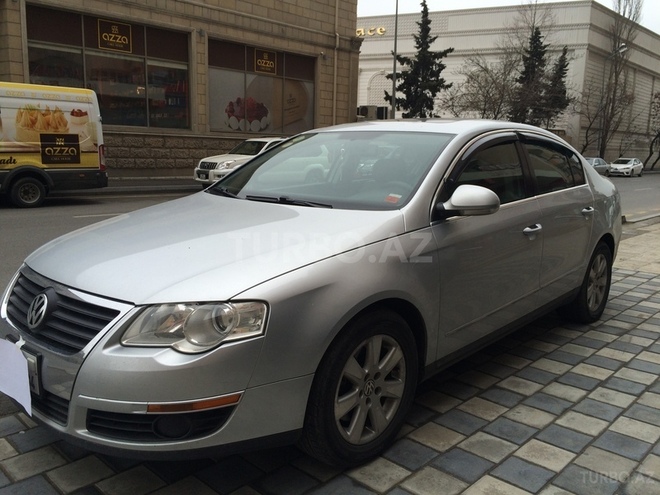 Volkswagen Passat 2006, 200,000 km - 2.0 l - Bakı