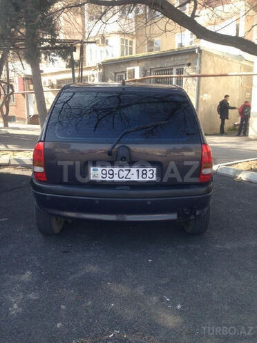 Opel Corsa 1999, 215,000 km - 1.4 l - Bakı