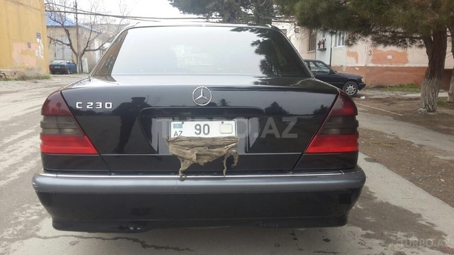 Mercedes C 230 1999, 218,000 km - 2.3 l - Sumqayıt
