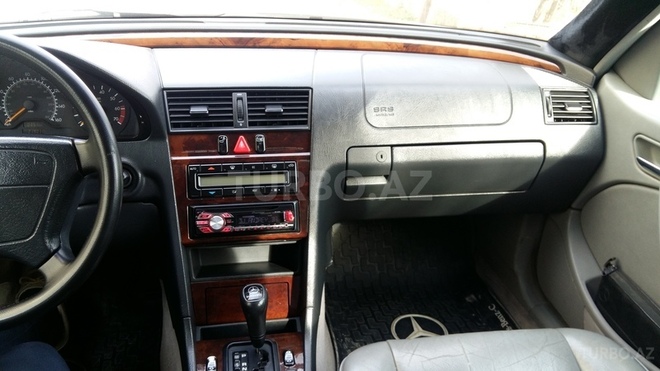 Mercedes C 230 1998, 210,000 km - 2.3 л - Bakı