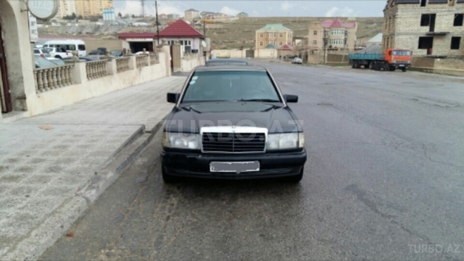 Mercedes 190 1990, 150,000 km - 2.6 l - Bakı
