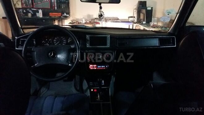 Mercedes 190 1990, 150,000 km - 2.6 l - Bakı