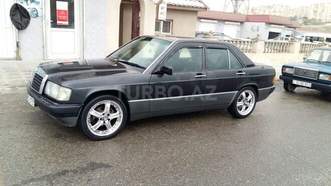 Mercedes 190 1990, 150,000 km - 2.6 l - Bakı
