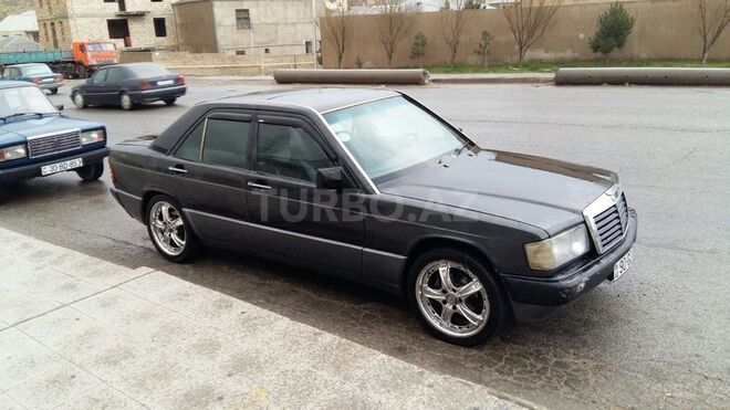 Mercedes 190 1990, 150,000 km - 2.6 l - Bakı