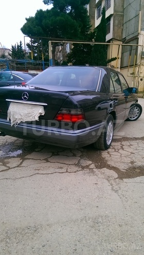 Mercedes E 250 1994, 545,600 km - 2.5 l - Bakı