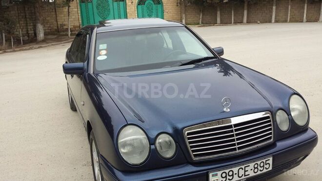 Mercedes E 200 1997, 244,000 km - 2.0 l - Bakı