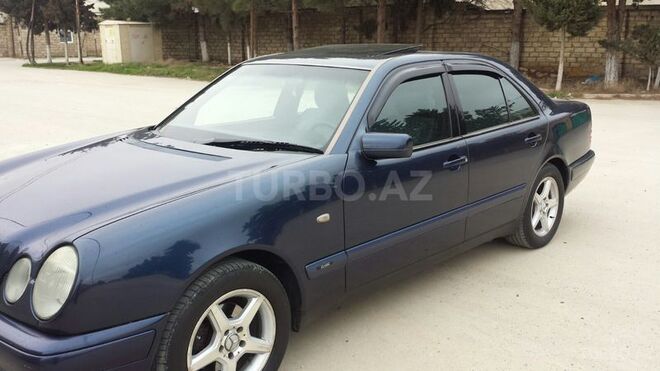 Mercedes E 200 1997, 244,000 km - 2.0 l - Bakı