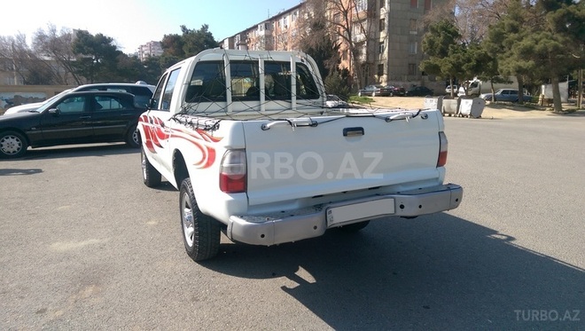 Mitsubishi L200 2005, 306,000 km - 2.5 л - Bakı