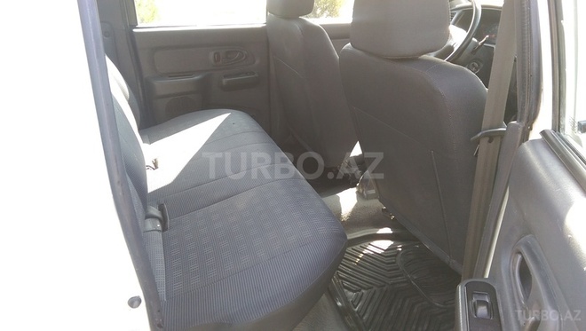 Mitsubishi L200 2005, 306,000 km - 2.5 л - Bakı