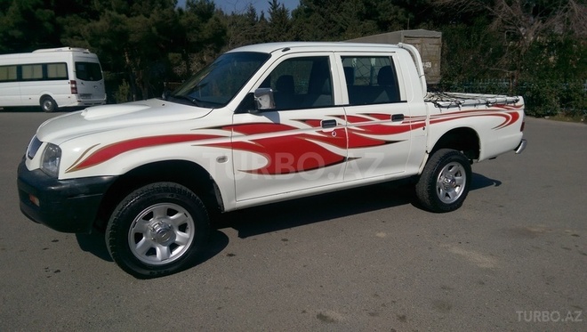 Mitsubishi L200 2005, 306,000 km - 2.5 л - Bakı