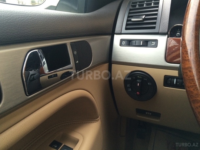 Volkswagen Touareg 2008, 97,000 km - 3.6 l - Bakı