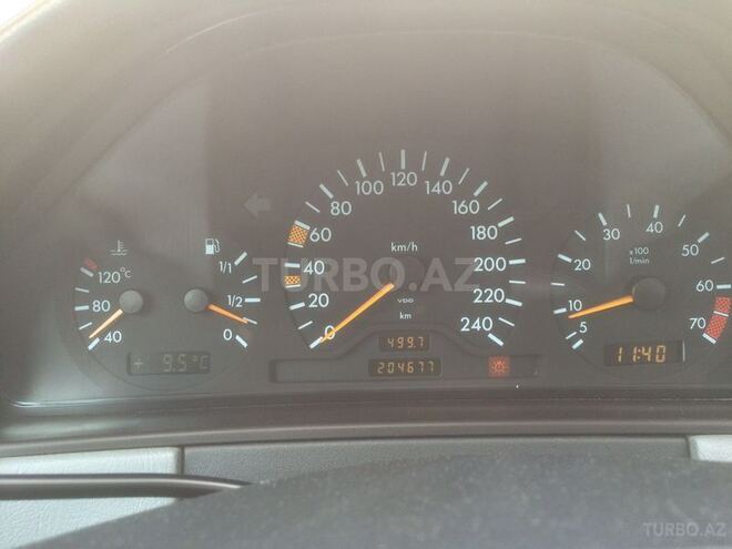 Mercedes E 230 1996, 200,000 km - 2.3 л - Bakı
