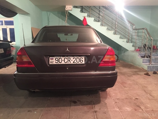 Mercedes C 180 1993, 300,000 km - 1.8 l - Bakı