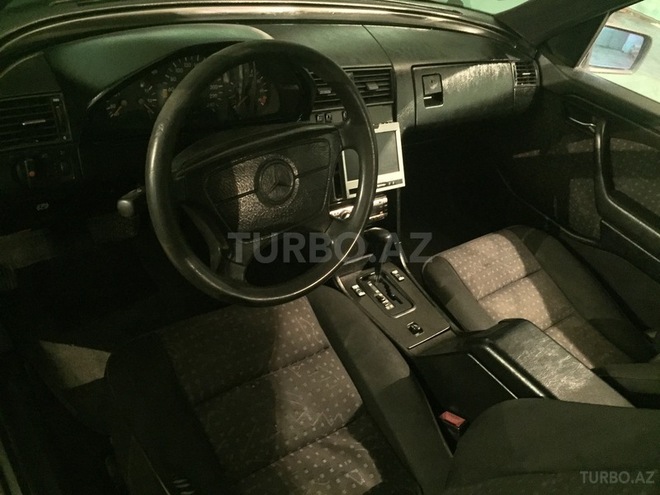 Mercedes C 180 1993, 300,000 km - 1.8 l - Bakı