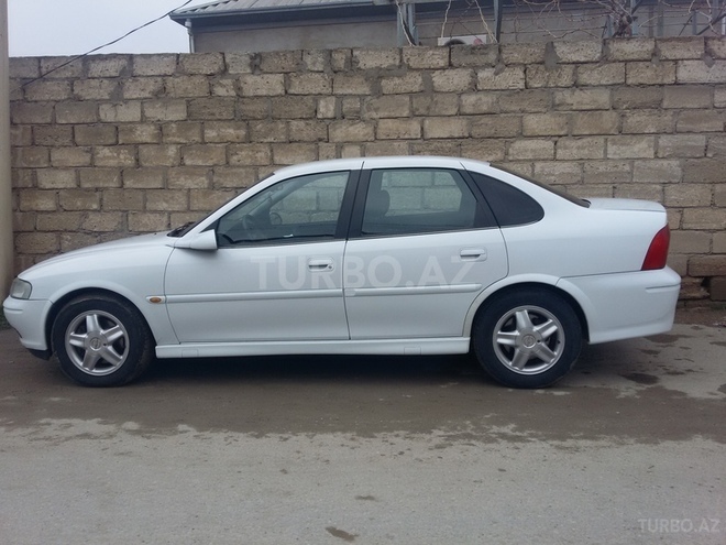 Opel Vectra 1999, 24,440 km - 2.0 l - Bakı