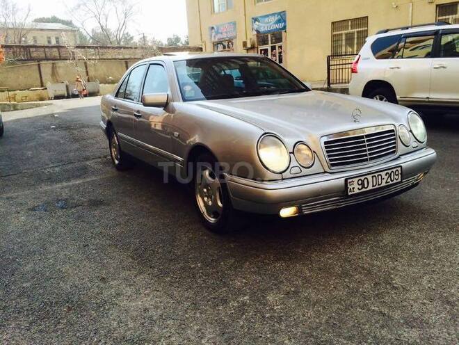 Mercedes E 240 2000, 212,041 km - 2.4 l - Bakı