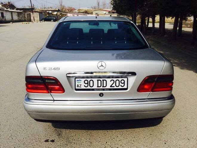 Mercedes E 240 2000, 212,041 km - 2.4 l - Bakı