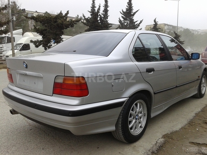 BMW 320 1997, 365,000 km - 2.0 l - Xırdalan