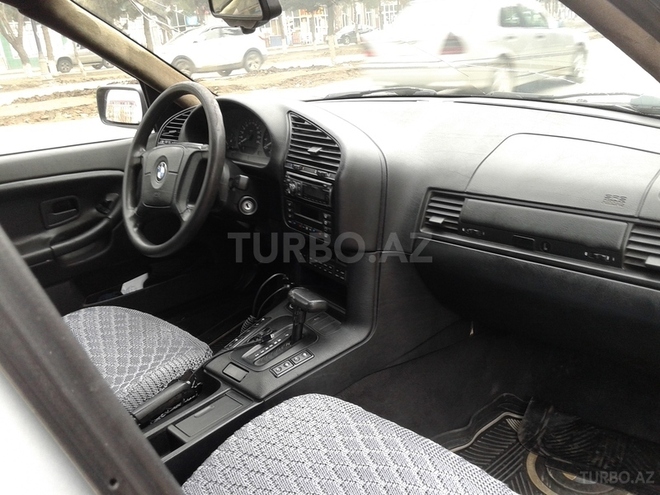 BMW 320 1997, 365,000 km - 2.0 l - Xırdalan