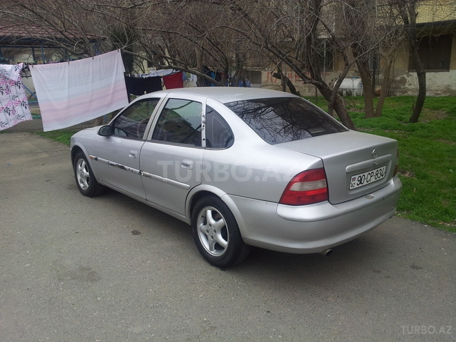 Opel Vectra 1997, 370,000 km - 1.8 l - Bakı