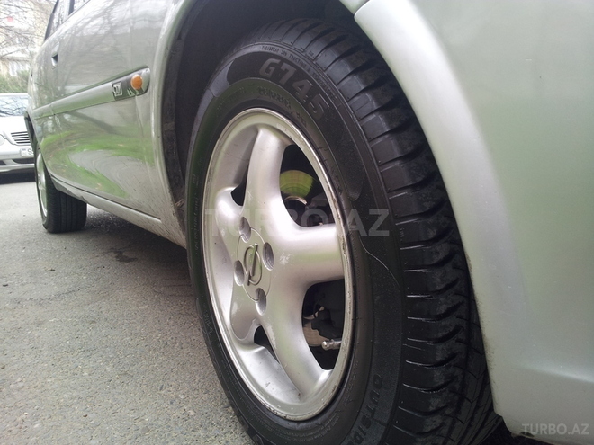 Opel Vectra 1997, 370,000 km - 1.8 l - Bakı