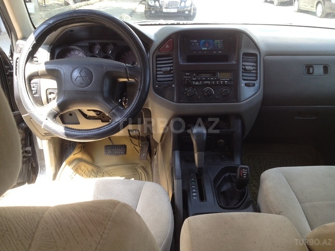 Mitsubishi Pajero 2001, 238,000 km - 3.0 l - Bakı