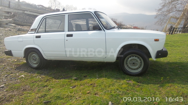 LADA (VAZ) 2107 2009, 75,000 km - 1.6 l - Zaqatala